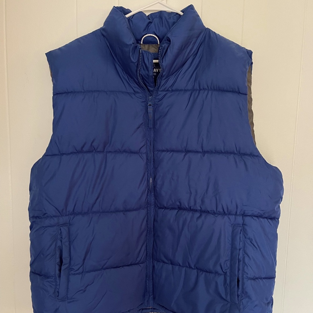 NEW W/O Tags Mens Old Navy Puffer Vest XL